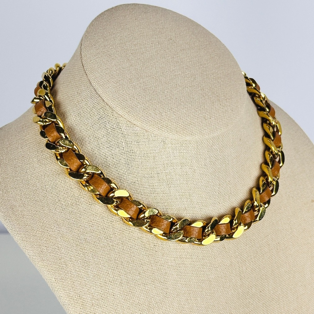 Classic Coach Gold Brown Leather Chain Choker Toggle Necklace Vintage Logo Charm - Picture 2 of 4